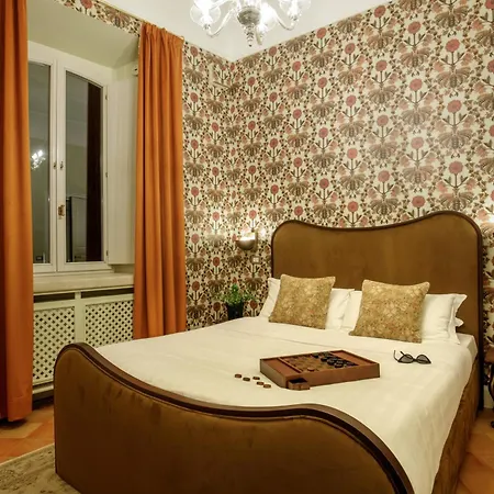Parrasio Hotel 3*