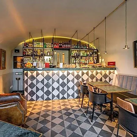 Hotel Parrasio 3*