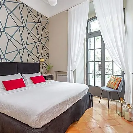 Parrasio Hotel