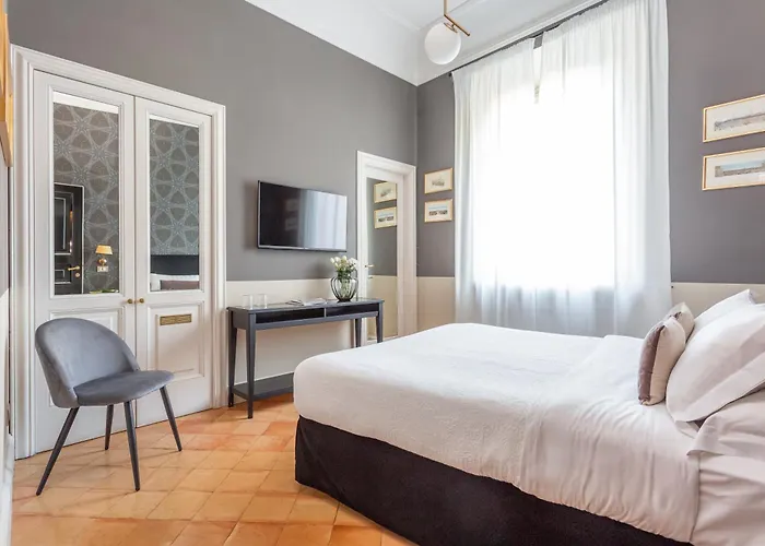 Parrasio מלון