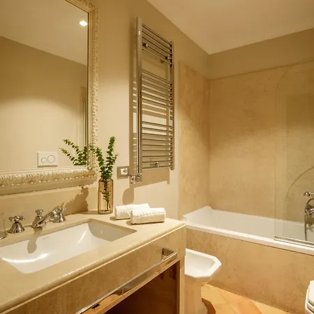 Hotel Parrasio 3*